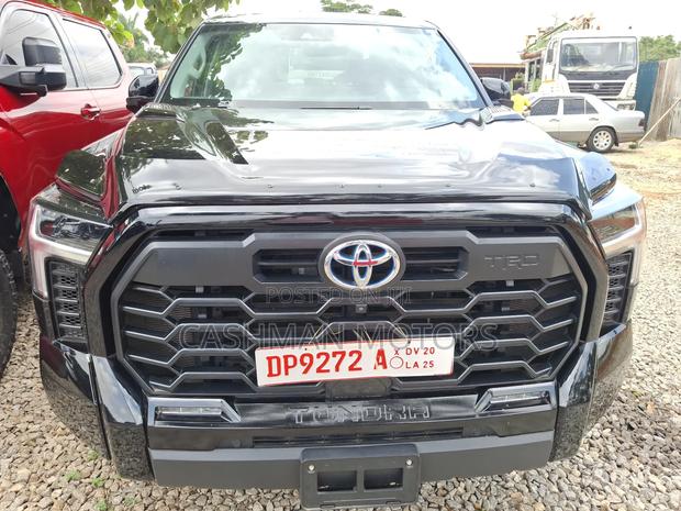 Toyota Tundra Limited Double Cab 6.5' Bed 2024 Black