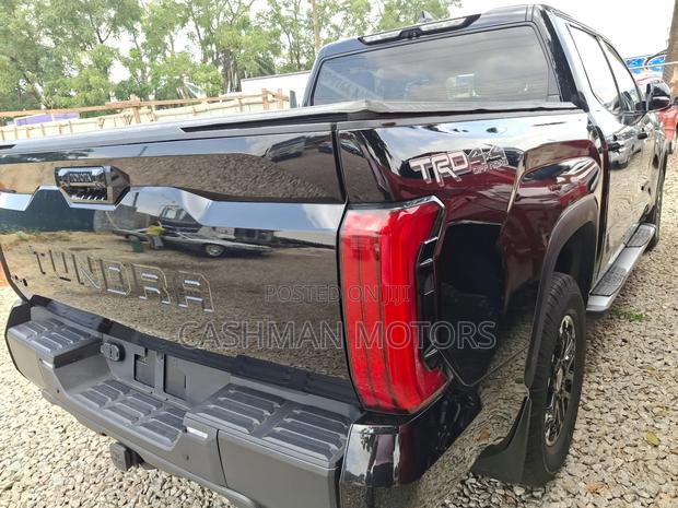 Toyota Tundra Limited Double Cab 6.5' Bed 2024 Black