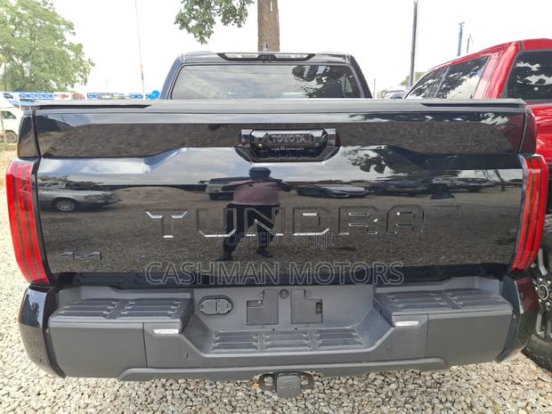 Toyota Tundra Limited Double Cab 6.5' Bed 2024 Black