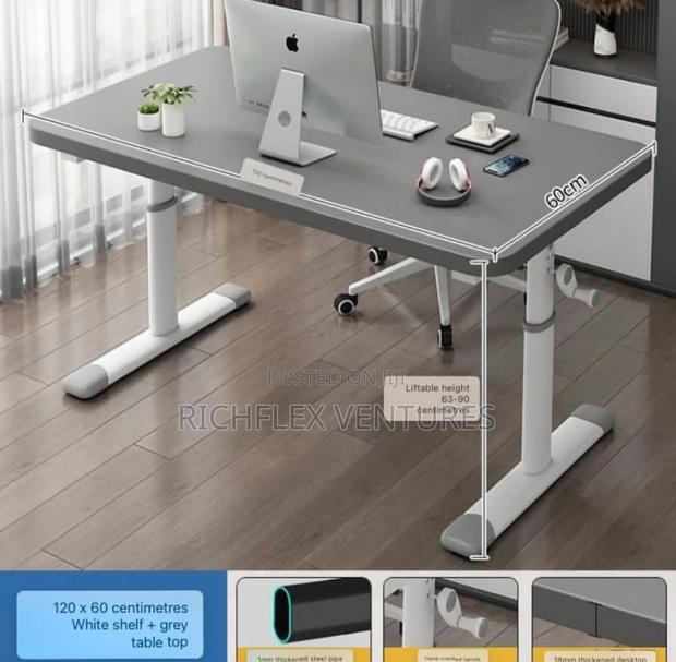 Manual Height Adjustable Office Study Desk · Photo 3