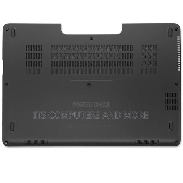 Dell 7270 Back Cover · Photo 2