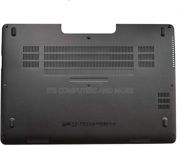 Dell 7470 Back Cover · Photo 2