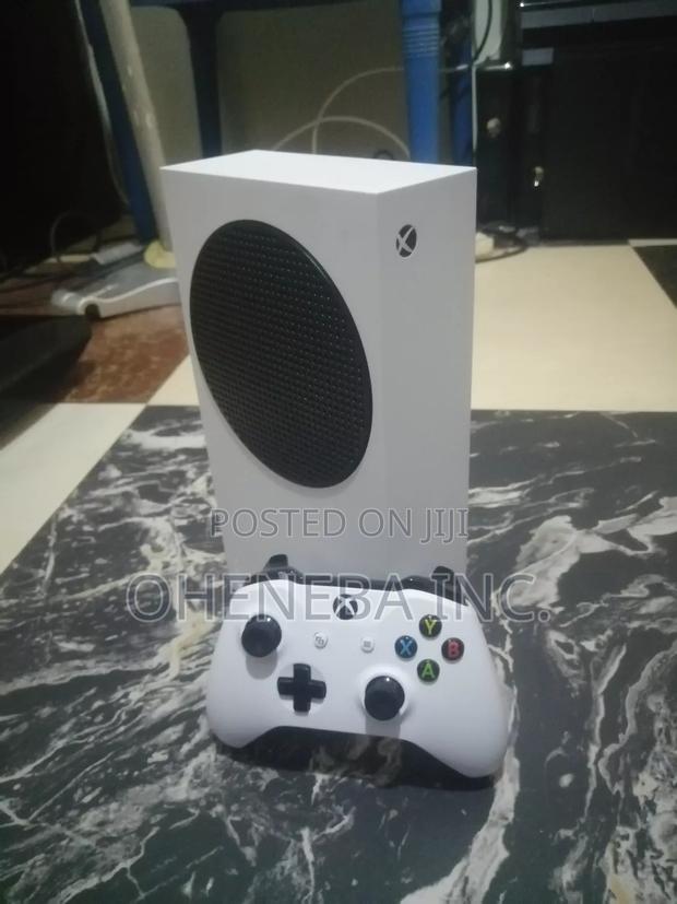 Xbox Series S Console photo 4