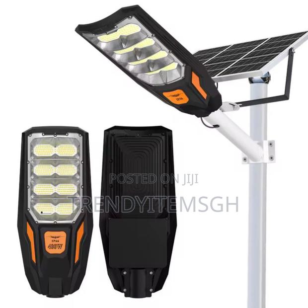 60w Waterproof Solar Street Light · Photo 4