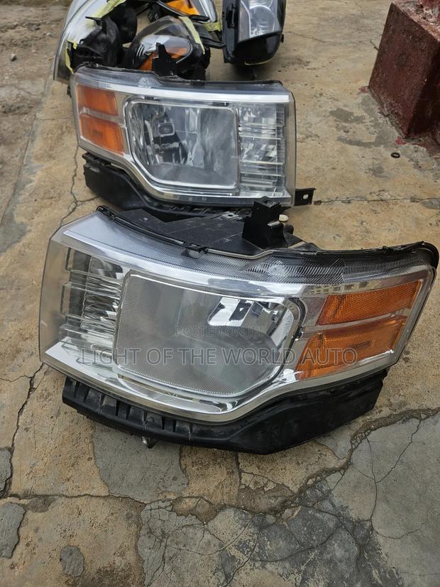 Ford Flex Headlight 2012