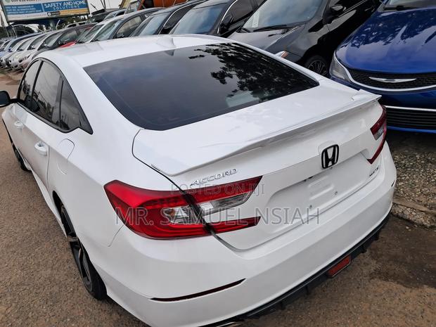 Honda Accord Sport 2.0T 2018 White
