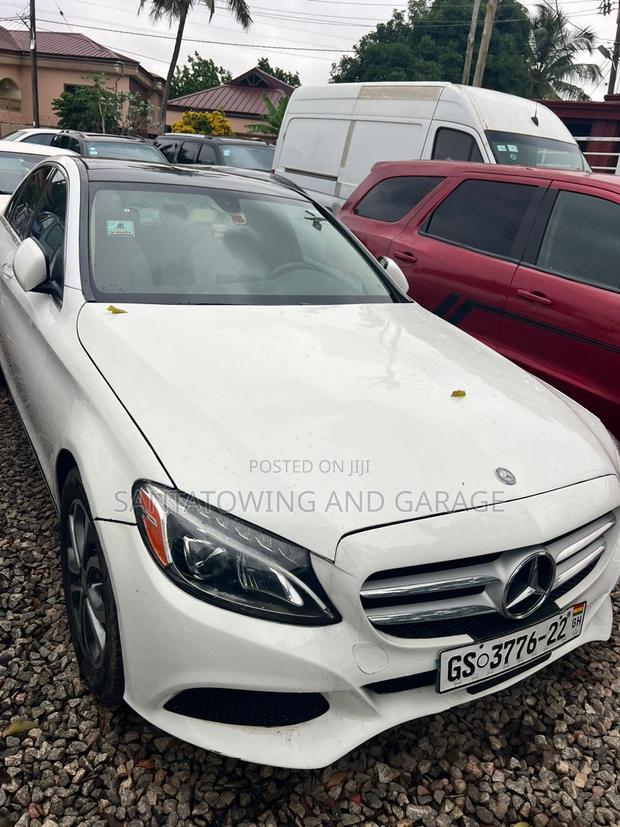 Mercedes-Benz C300 2016 White
