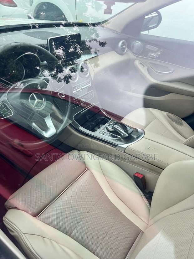 Mercedes-Benz C300 2016 White