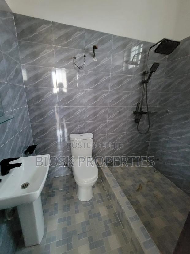 2bdrm Apartment in Biosk Properties, Oyibi for rent · Photo 3