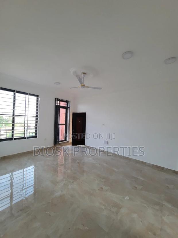 2bdrm Apartment in Biosk Properties, Oyibi for rent · Photo 4