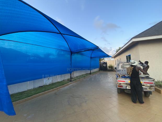 Usual Carport photo 2