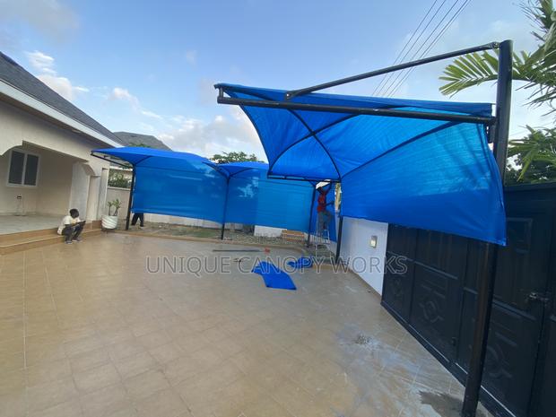 Usual Carport photo 4