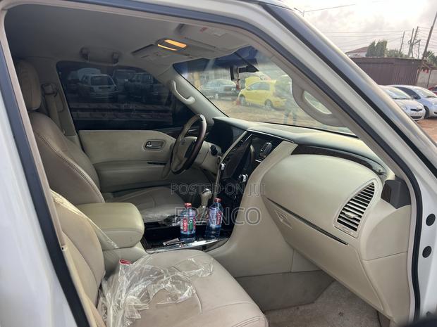 Nissan Patrol 2014 White