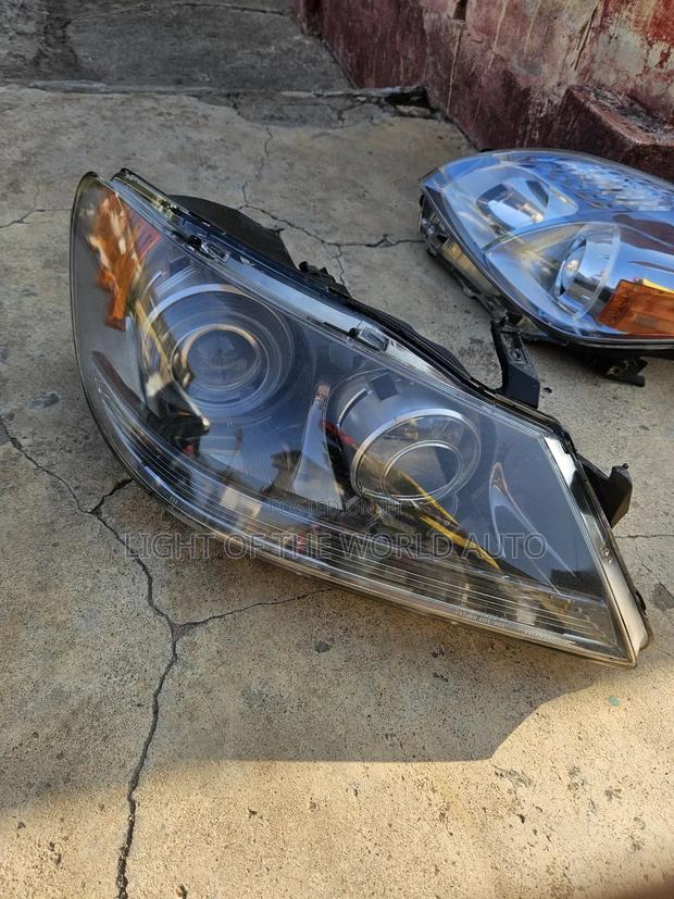 Acura Rl Headlight Right Side 2008