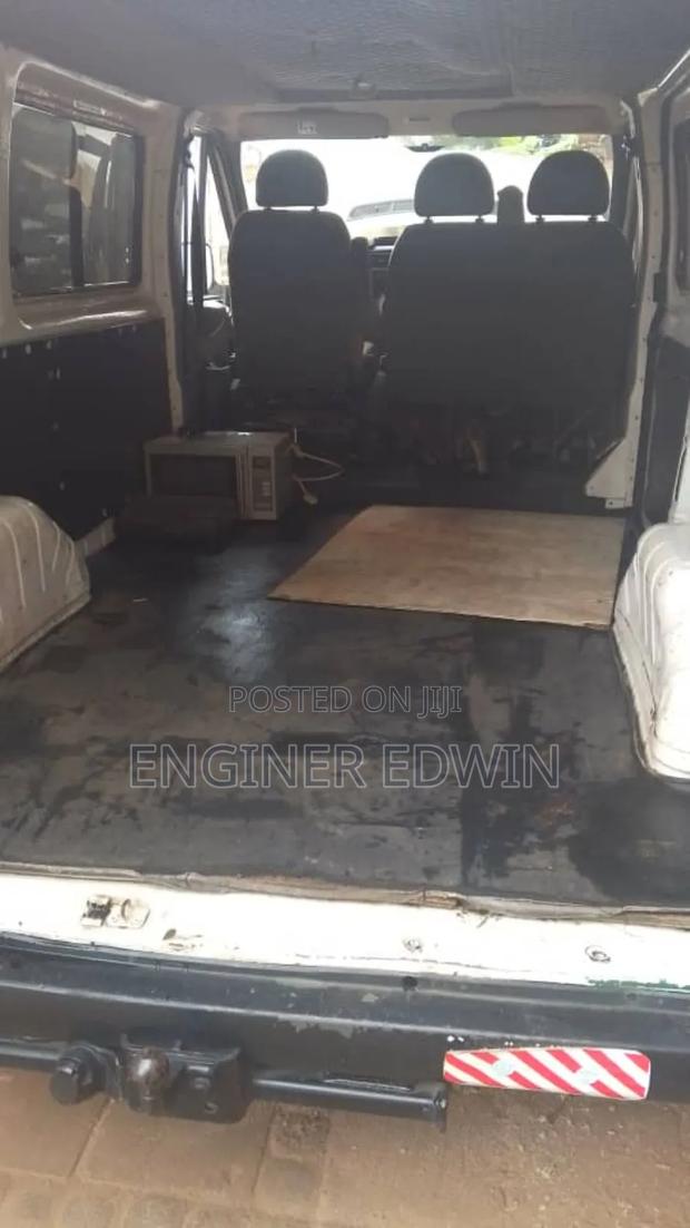 Ford Transit 2007 White photo 6