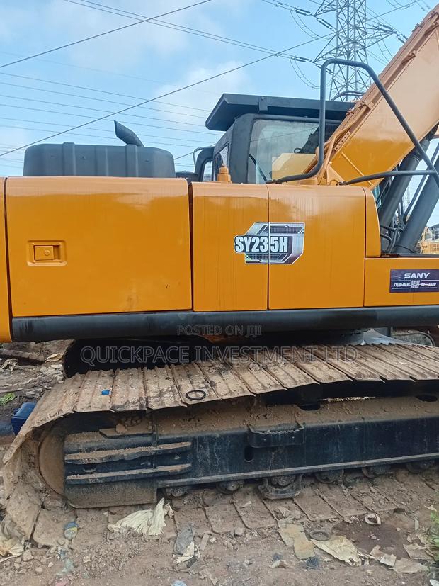 Used Excavator for Sale - Sany 235h