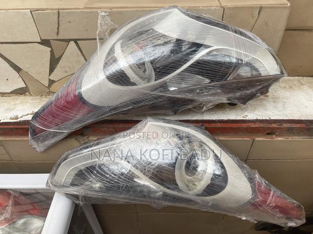 Hyundai Veloster 2012,2013,2014,2015 Headlight Spec photo 2