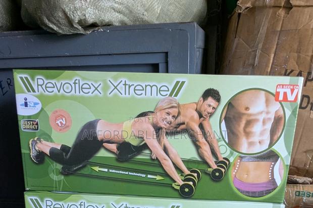Revoflex Ab Roller With Elastic Resistance · Photo 2