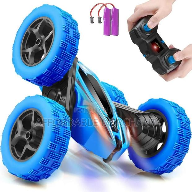 Remote Control Car Stunt Cars · Photo 3