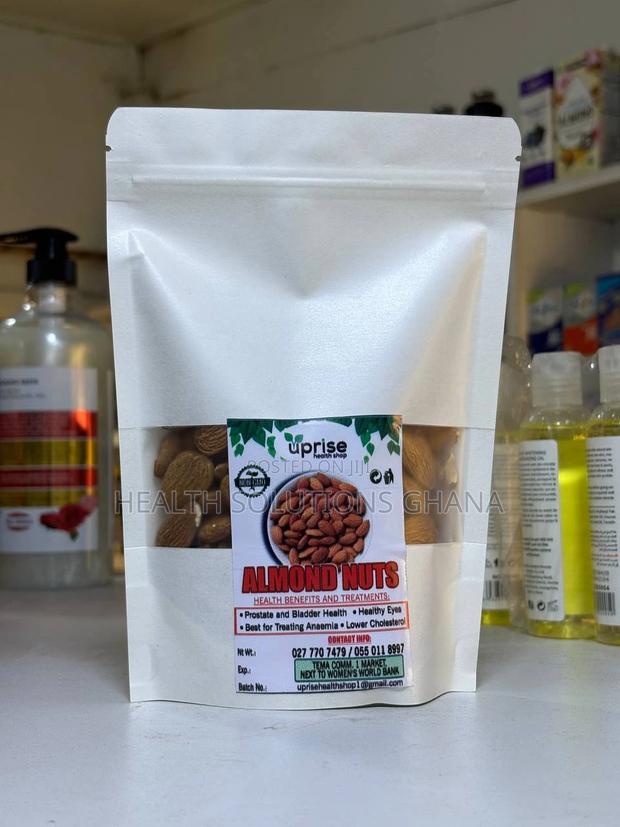 Almond Nuts · Photo 2
