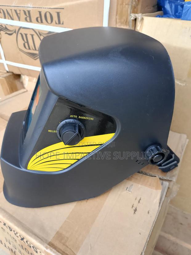 Quality Welding Helmet (Auto Darkening)