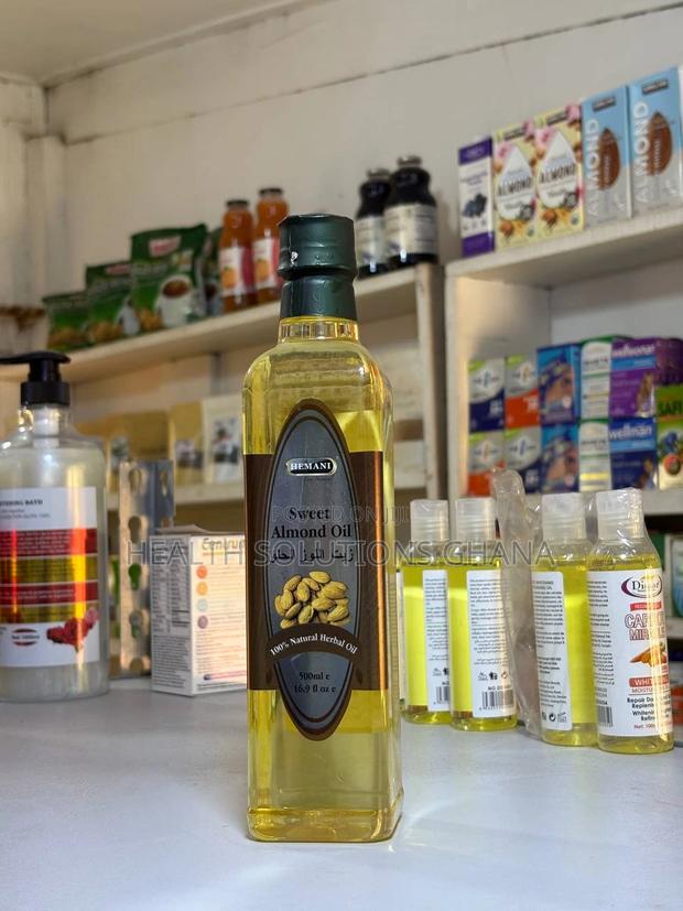 Natural Sweet Almond Oil · Photo 2