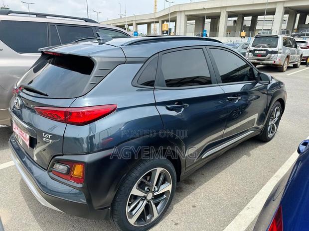 Hyundai Kona 2020 Black photo 5