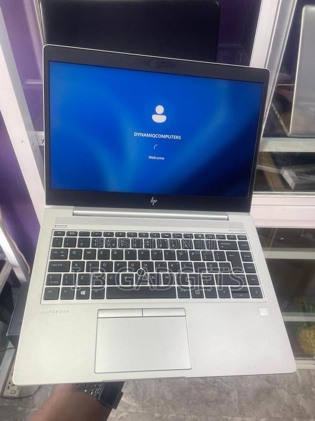Laptop HP EliteBook 745 8GB AMD Ryzen 5 SSD 256GB · Photo 1
