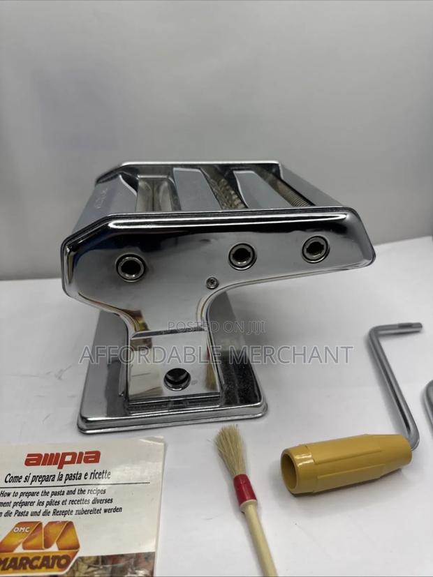 Manual Pasta Machine/Chips Maker · Photo 3