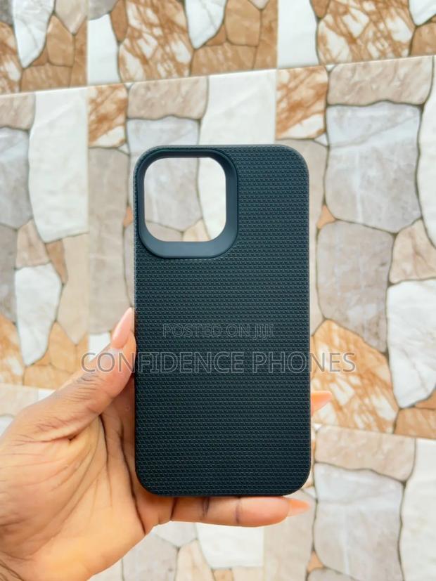 Triangle Case From Xr to 16pro Max