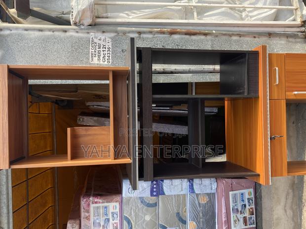 Small Computer Table · Photo 2