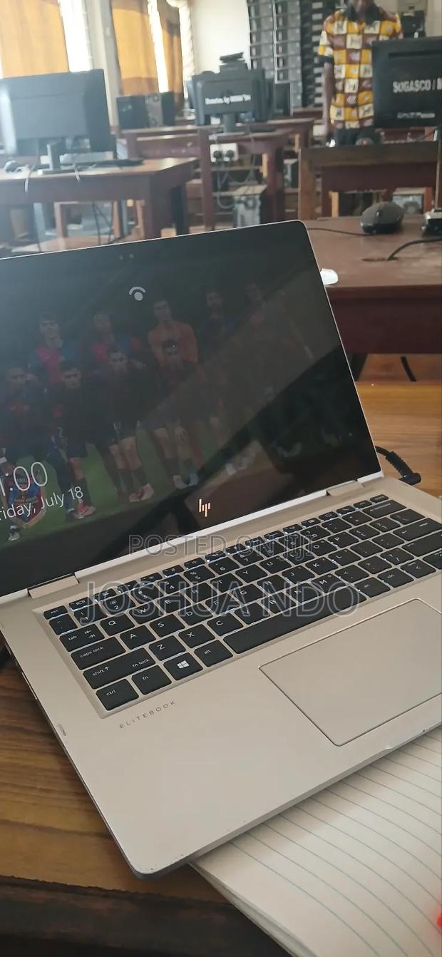 Laptop HP EliteBook 1030 8GB Intel Core I5 SSD 256GB · Photo 4