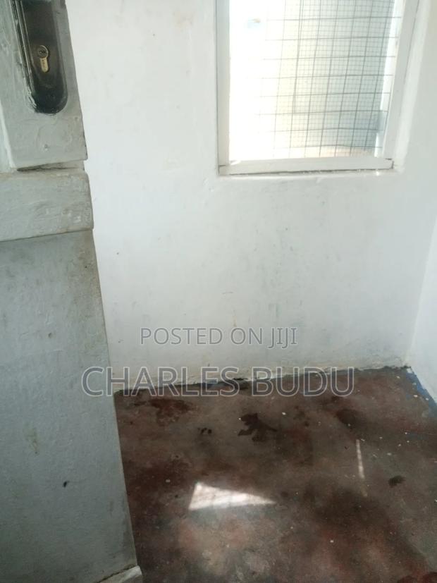 1bdrm Apartment in Ajololo Estate, Dansoman for rent · Photo 4