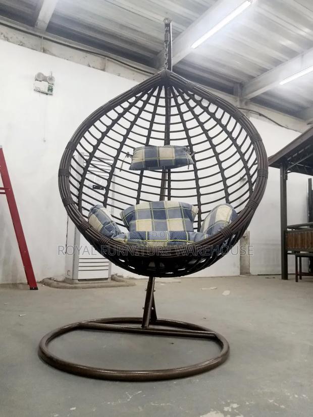 Hanging Swing Basket · Photo 4