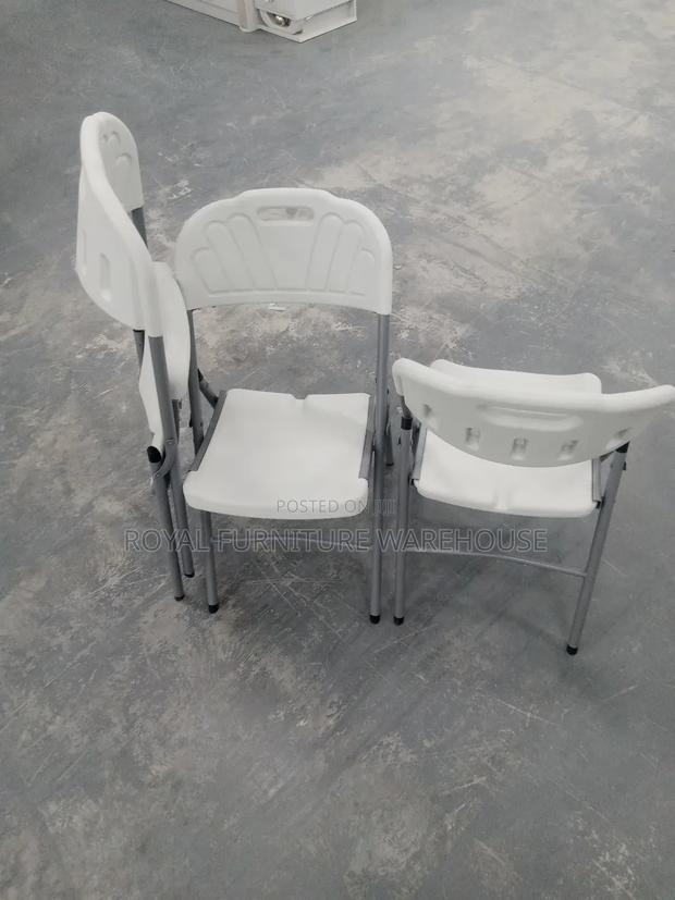 Unique Foldable Chairs · Photo 4