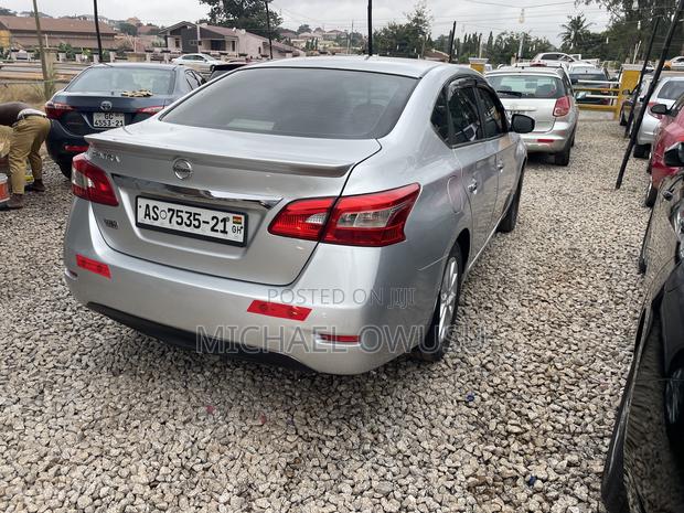 Nissan Sentra 2017 Silver