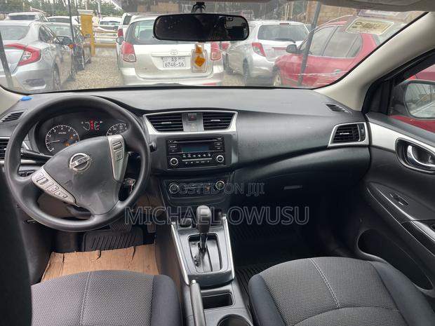 Nissan Sentra 2017 Silver