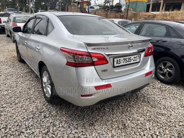 Nissan Sentra 2017 Silver