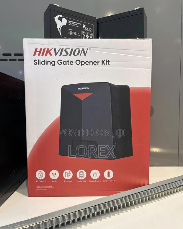 Hikvision Wifi Gate Motor 600kg 2batteries and 4 Meters Rack · Photo 4