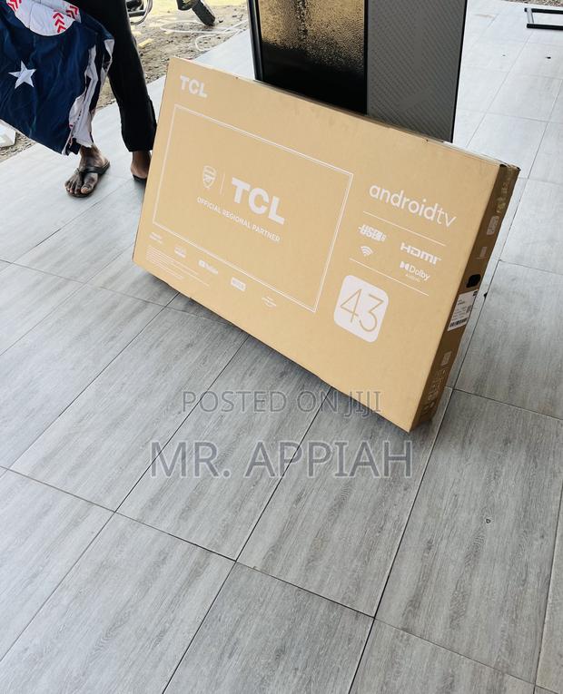 Classic TCL 43 Inch HDR Smart Screen Tv(Black) · Photo 3