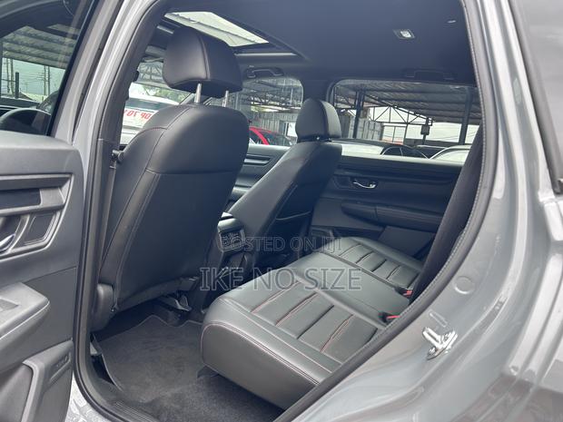 Honda CR-V 2024 Gray