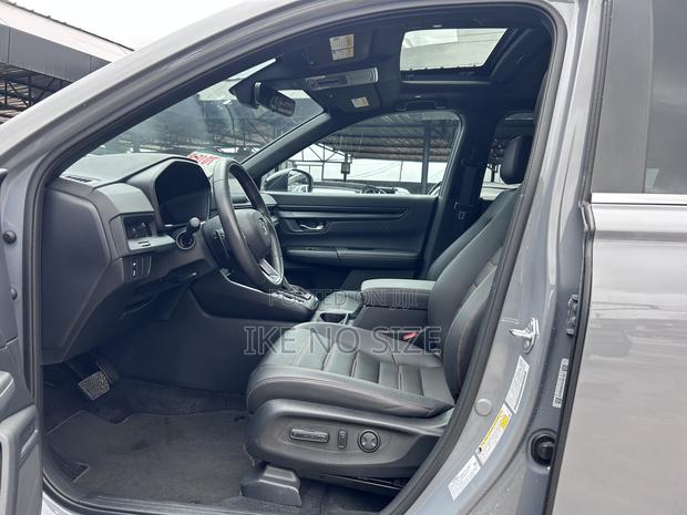 Honda CR-V 2024 Gray