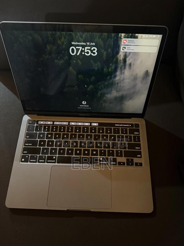Laptop Apple MacBook Pro 2020 M1 16GB Apple M1 SSD 512GB