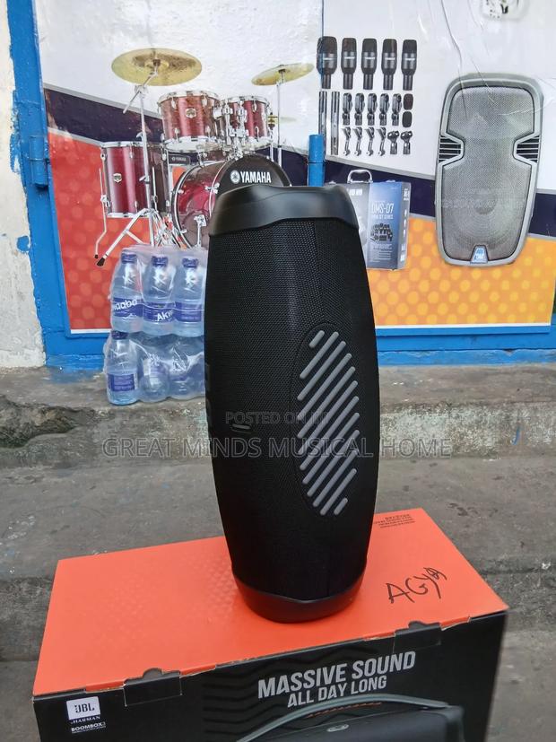 JBL Bluetooth Speaker · Photo 3