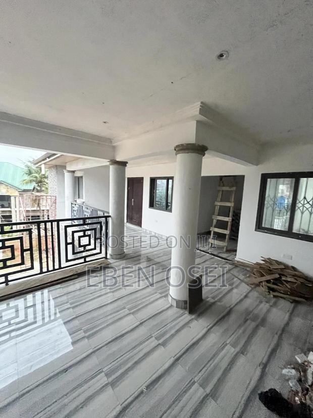 2bdrm Apartment in Dansoman for rent · Photo 2