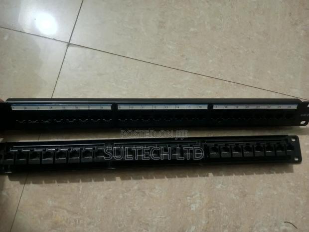 24port Rj45 To Rj45 Patch Panel photo 2