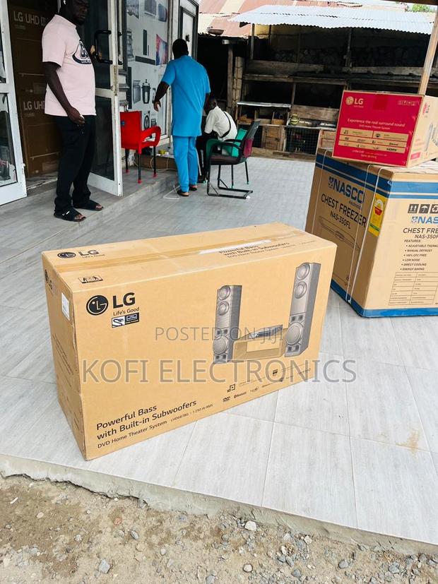 Extremely Good Quality Lg Home Theater System Lhd687lg Good · Photo 2