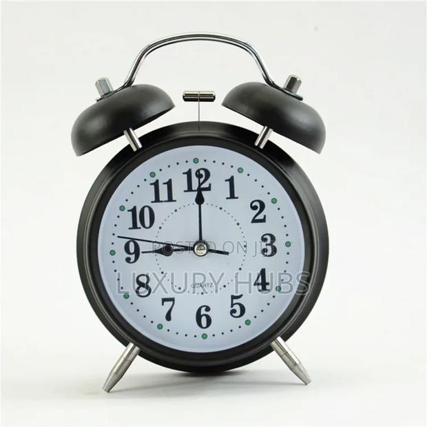 Creative Living Room Alarm/Table Clock · Photo 4