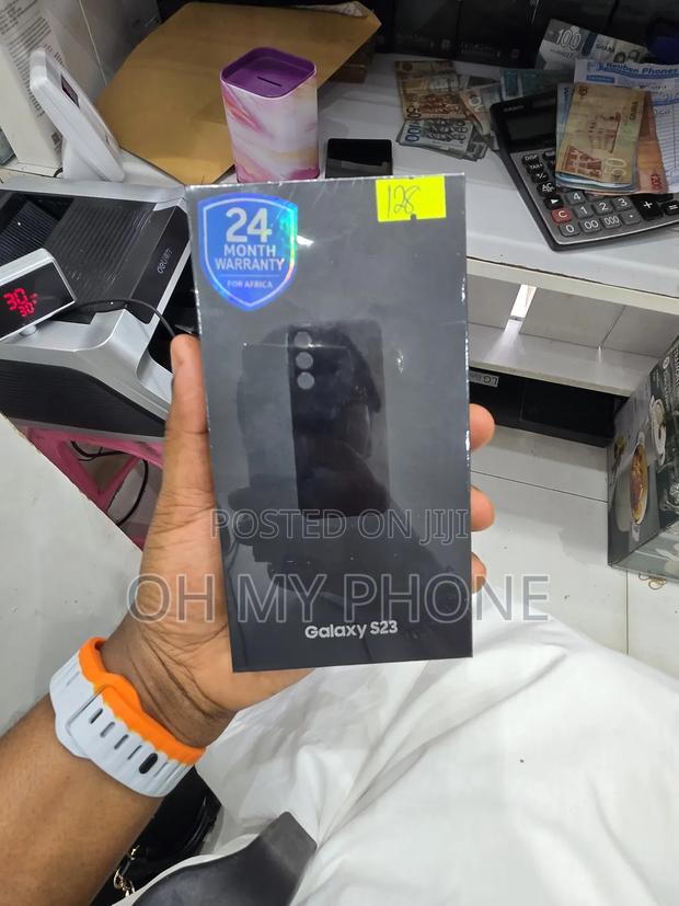 New Samsung Galaxy S23 128 GB Green photo 2