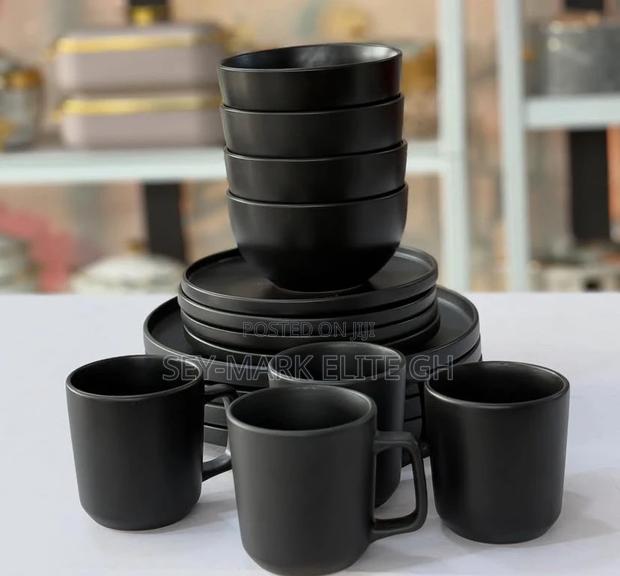 16pcs Exquisite Dinner Set · Photo 3